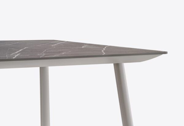 Babila table pedrali mobilier Toulouse